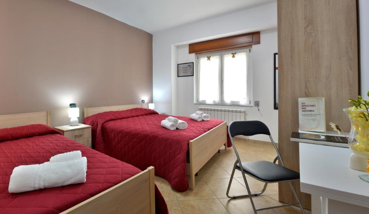 Mastro Gio Bed & Breakfast ซาน จิโอวานนิ อิน ฟิโอเร ภายนอก รูปภาพ